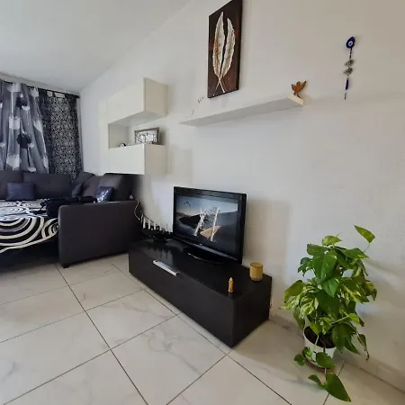 Estudio Espacioso En Puerto Colon Lejlighed
