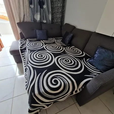 Estudio Espacioso En Puerto Colon Lägenhet